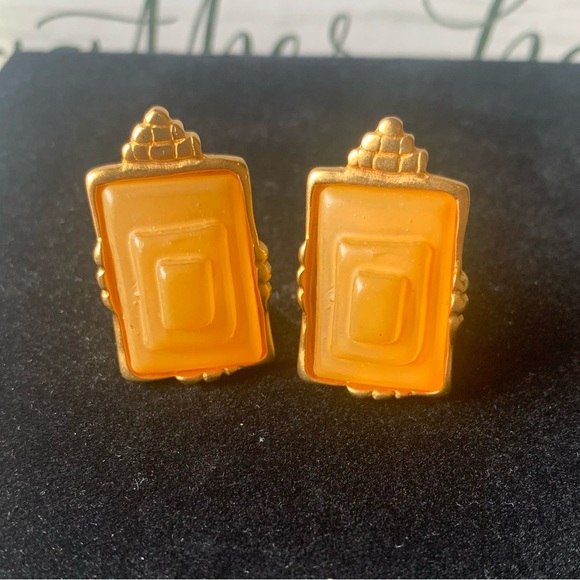 Thailand Designed Necklace & Earrings Set | Peach - Picture 2 of 6